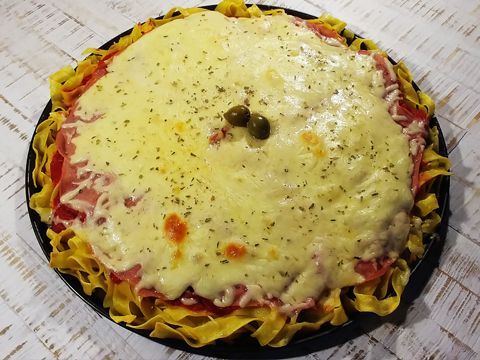 RECEPT: Pizza sa Gotes širokim rezancima